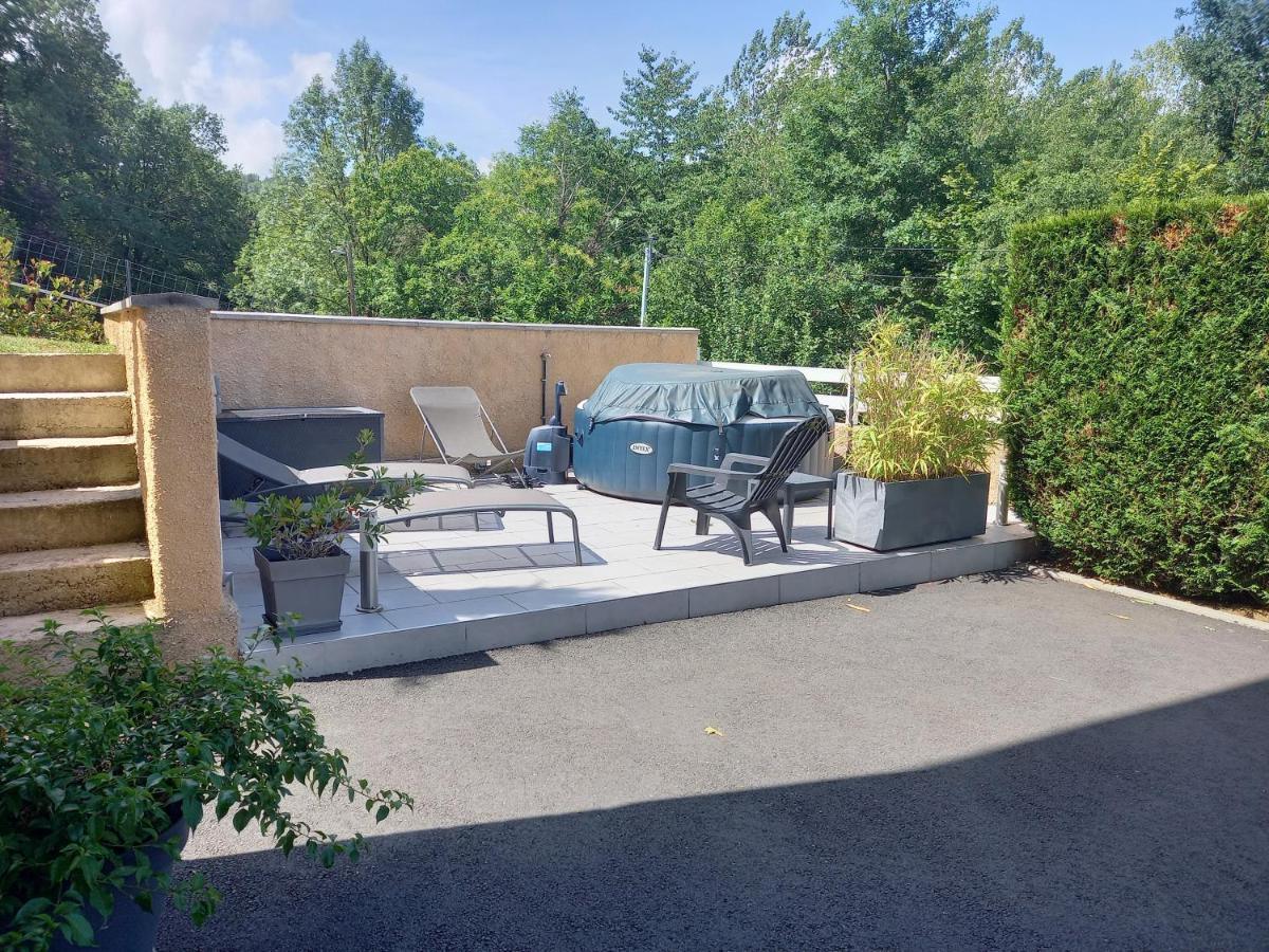 Appartement En Aveyron Aubin  Экстерьер фото