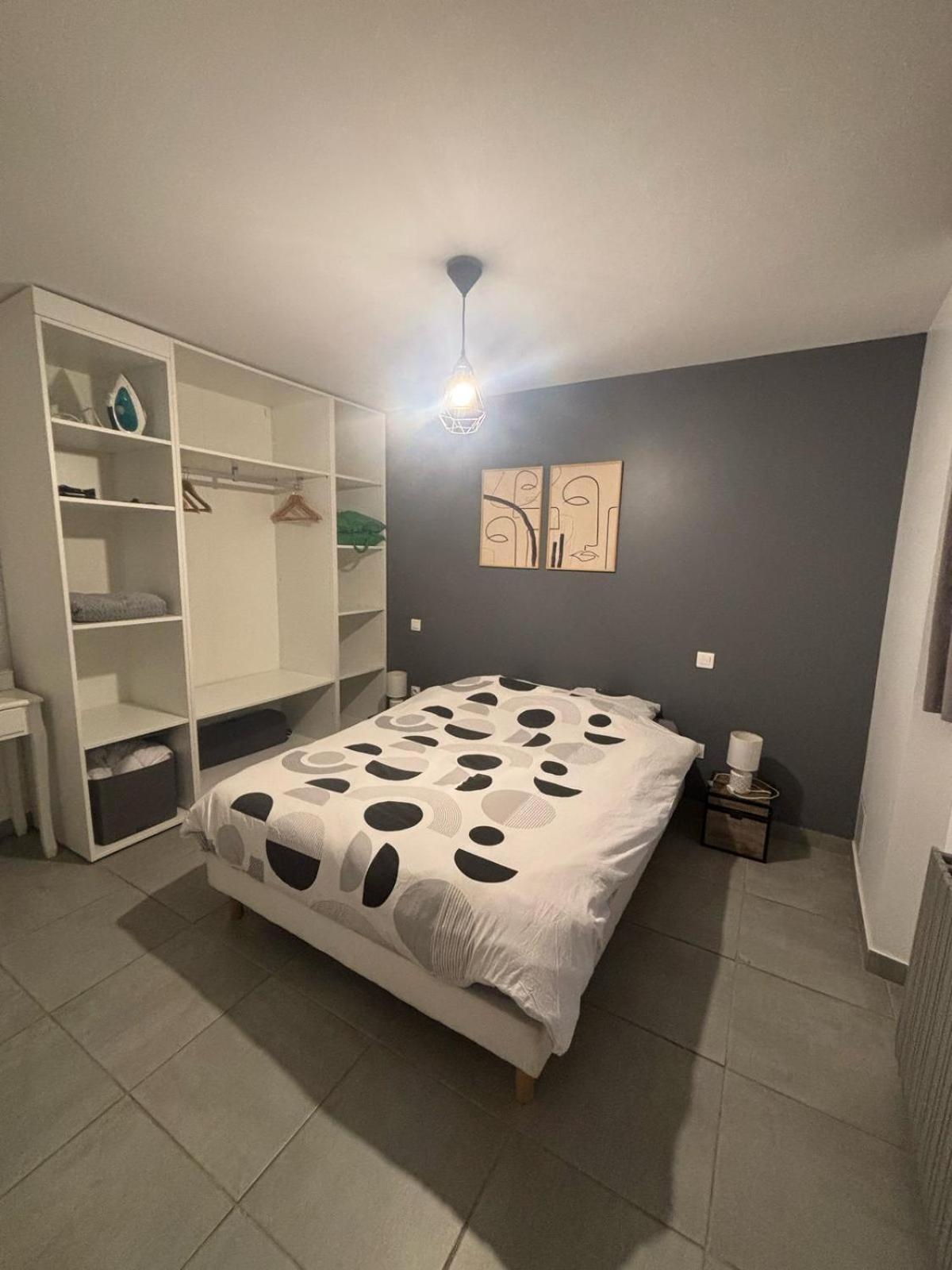Appartement En Aveyron Aubin  Экстерьер фото